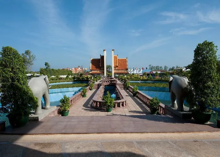 Hotel Angkor Era 5*