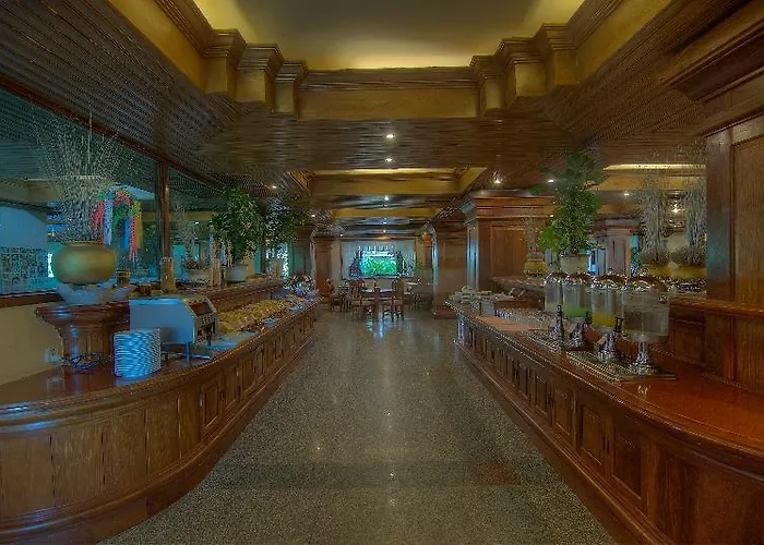 Hotel Angkor Era 5*