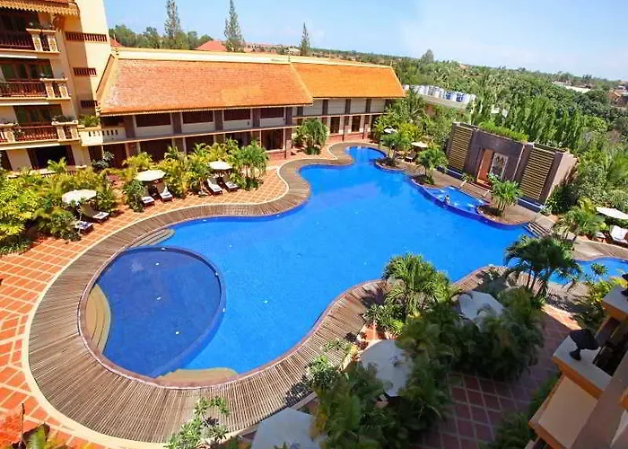 Hotel Angkor Era 5*